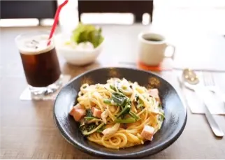 クリームスパゲティ - わさび風味の大人の味わい