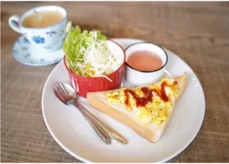 モーニングサービス - トーストとドリンクのセット